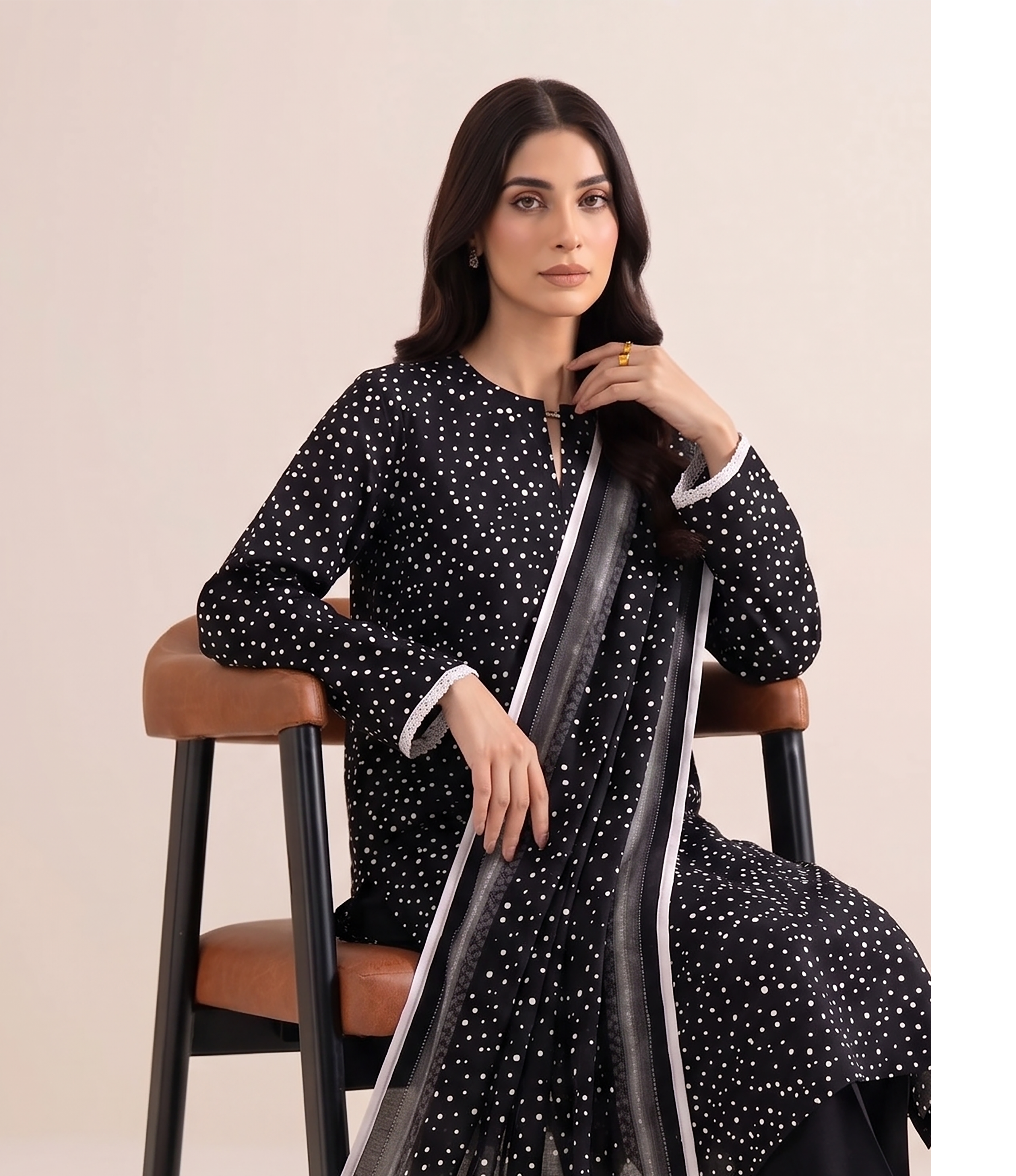 Aabroo Pret – 3-Piece Lawn Suit